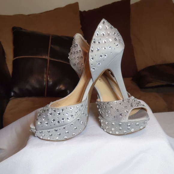 Gianni Bini Shoes - Sexy Gianni Bini sequin satin heels